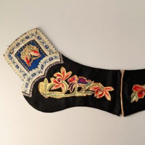 Antico ricamo cinese in seta